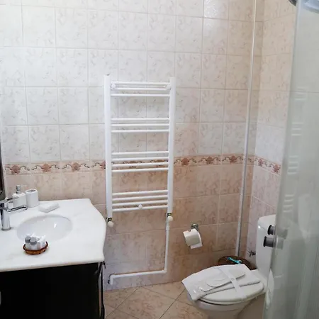Kordelya Luxury