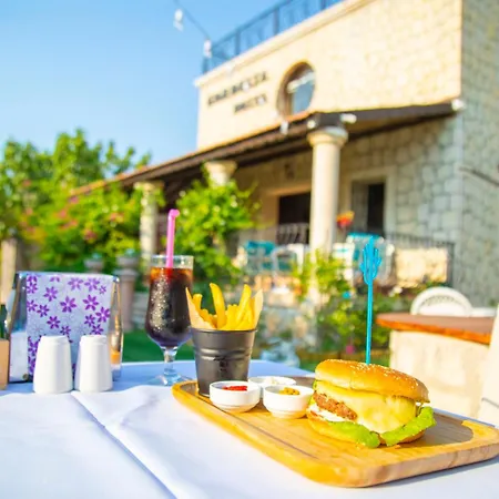 Kordelya Luxury מלון